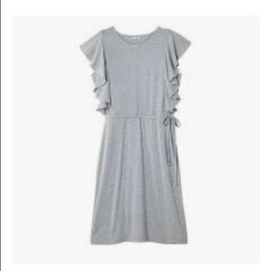 Avon Flutter Sleeve Tie Waist Dress. Size 1X. Color Grey.